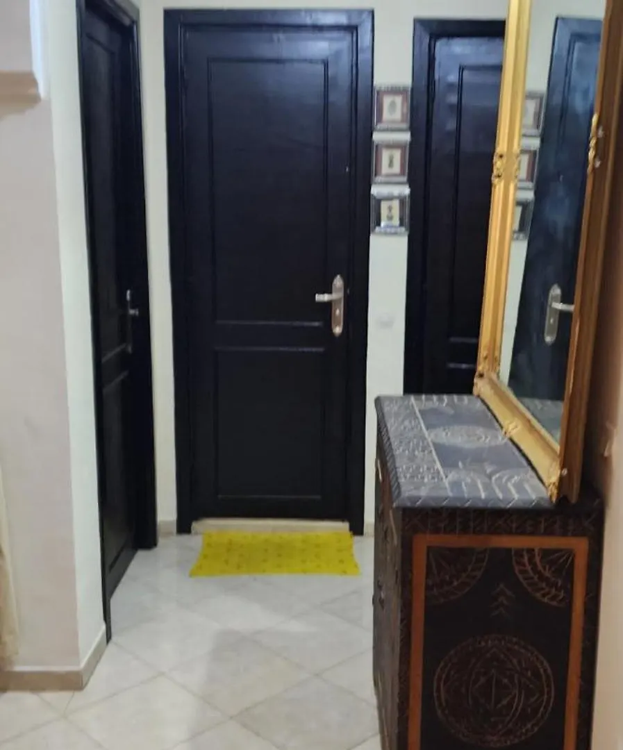 Apparemment A Marrakech Tres Agr Daire Marakeş Fas